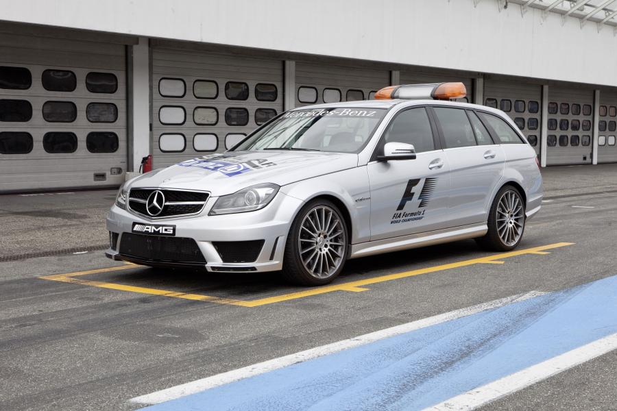  Mercedes-Benz C63 AMG Safety Car 2012 года  (фото 3 из 7)